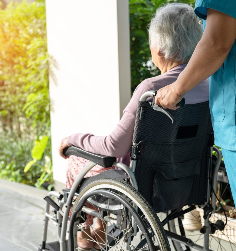Aidant accompagnement service a la personne nancy