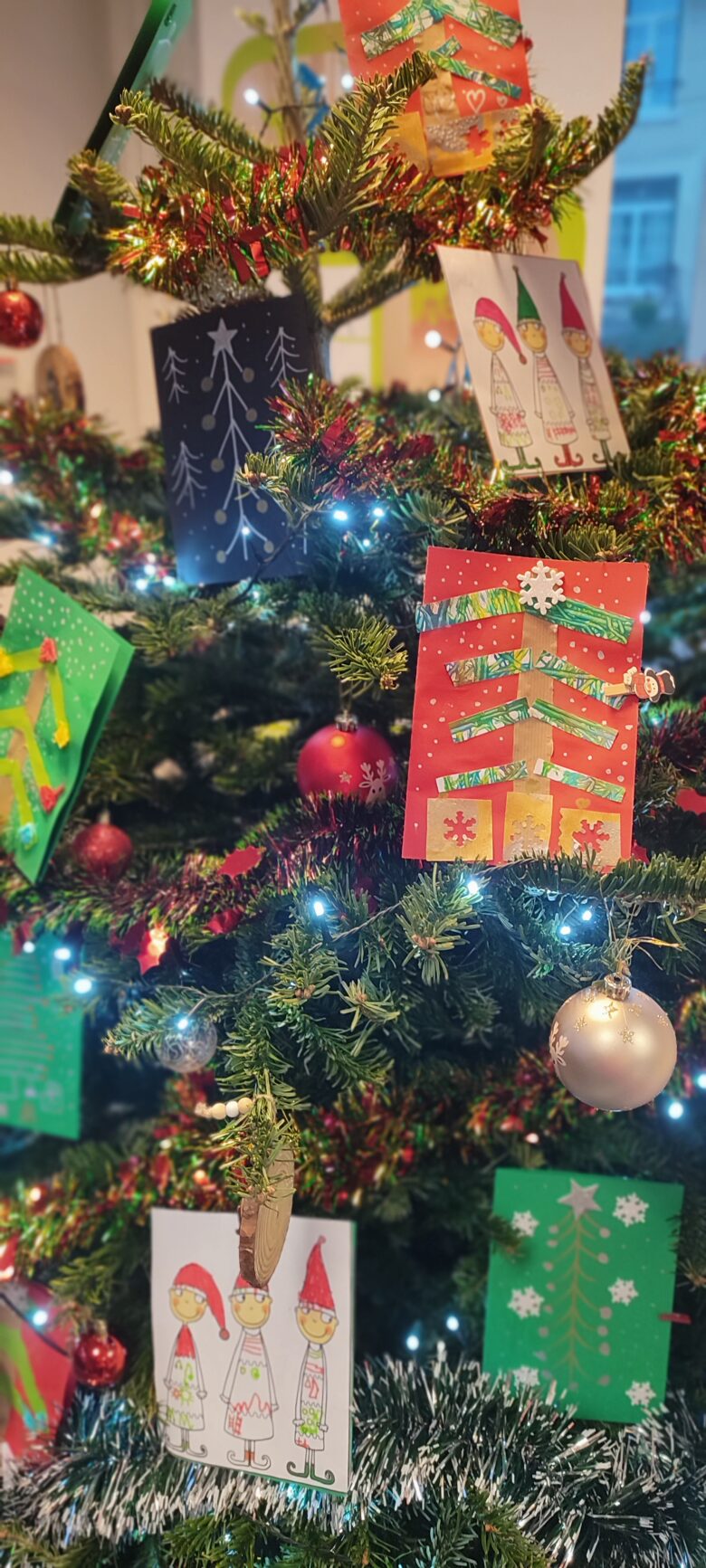 Cartes de noël atelier intergénérationnel